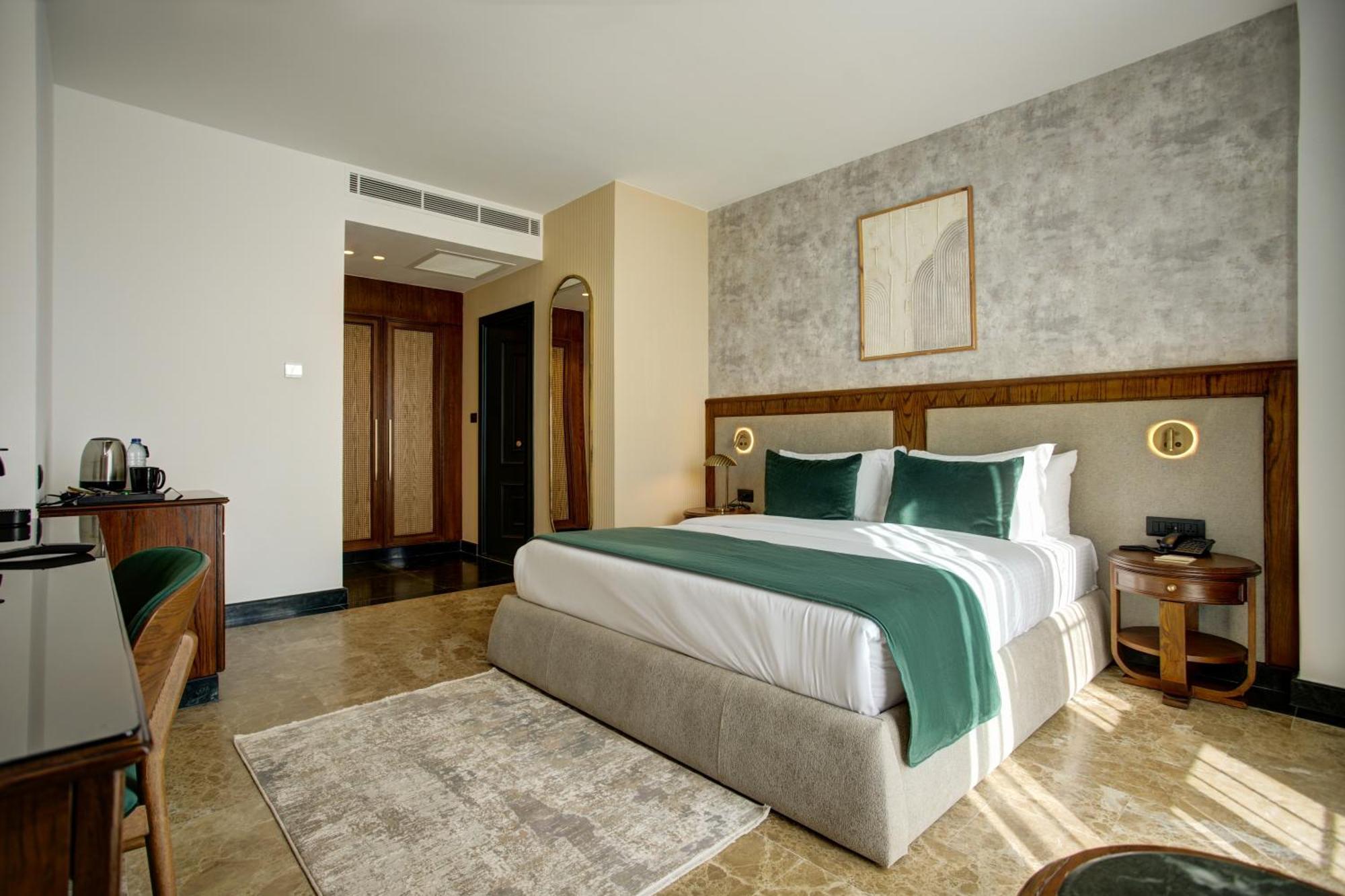 Bratus Hotel Aqaba Bagian luar foto