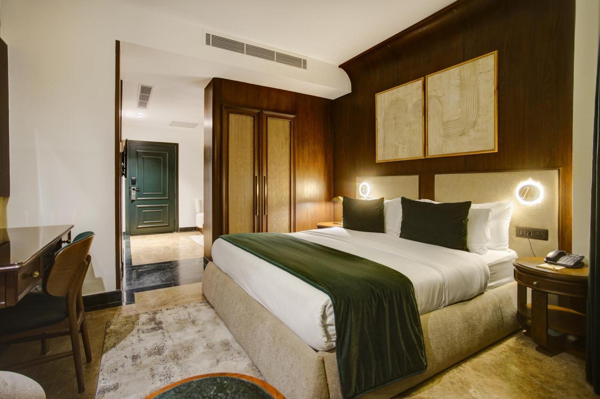 Bratus Hotel Aqaba Bagian luar foto